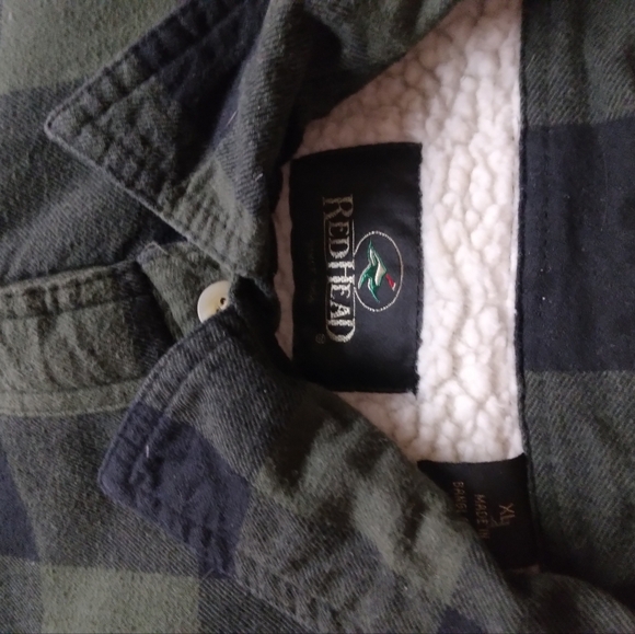 Red Head Insulated Flannel Men's Green and Black Checkered Shirt - Picture 4 of 4